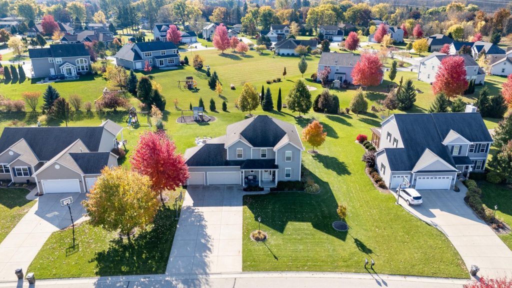 Pewaukee Single Family House