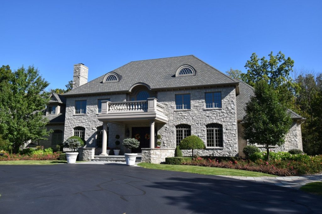 River HIlls, WI luxury home