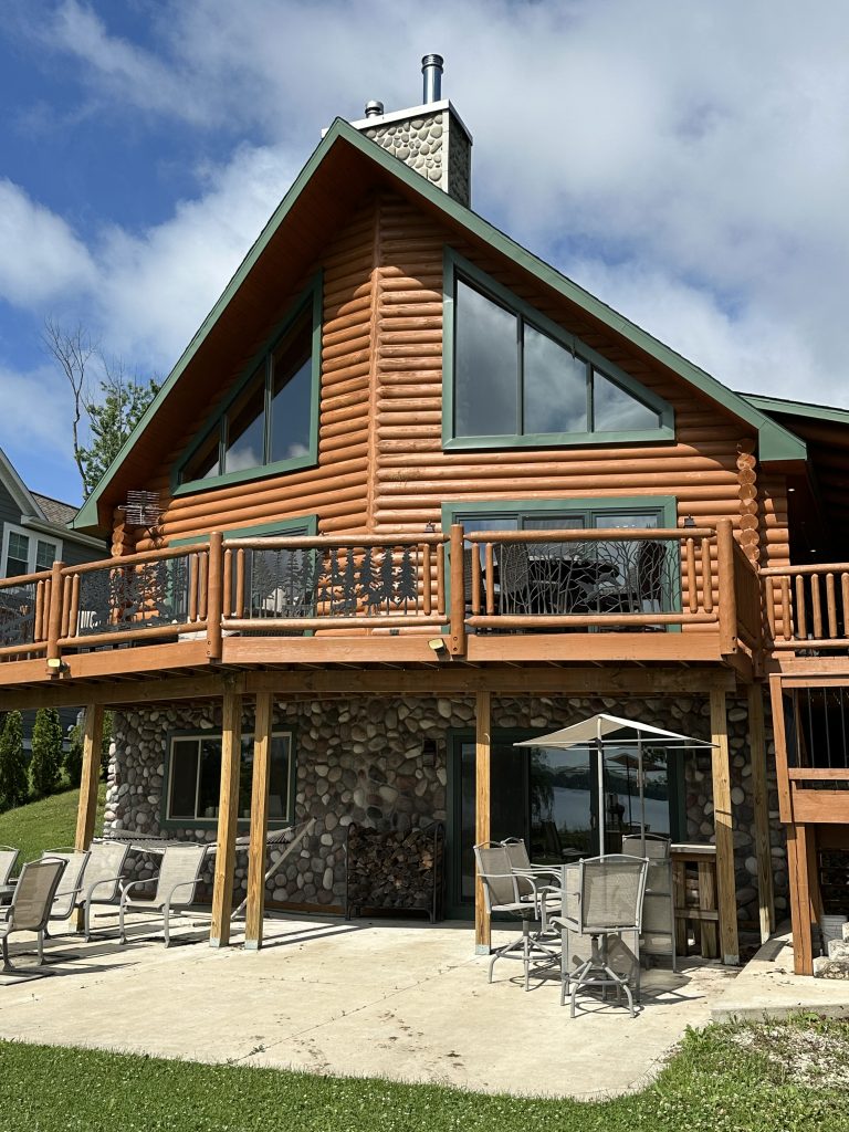 Luxury log cabin on Wind Lake in Wind Lake, WI